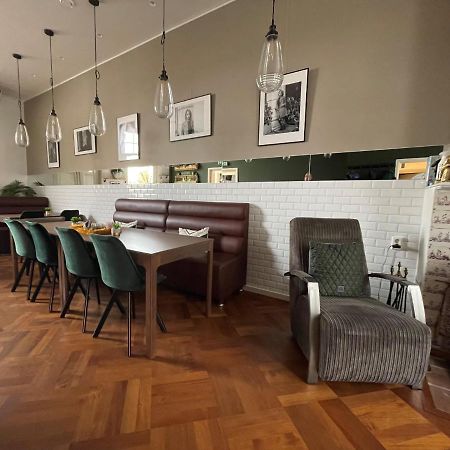 De Oude Pastorie Lisse Bed & Breakfast Bagian luar foto