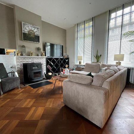 De Oude Pastorie Lisse Bed & Breakfast Bagian luar foto